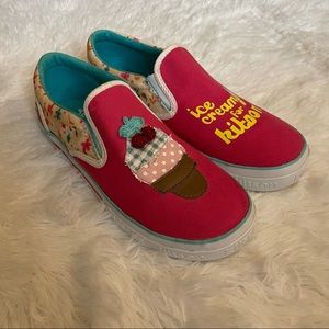 EUC Y2K LA Kitson Ice Cream Slip On Sneakers!